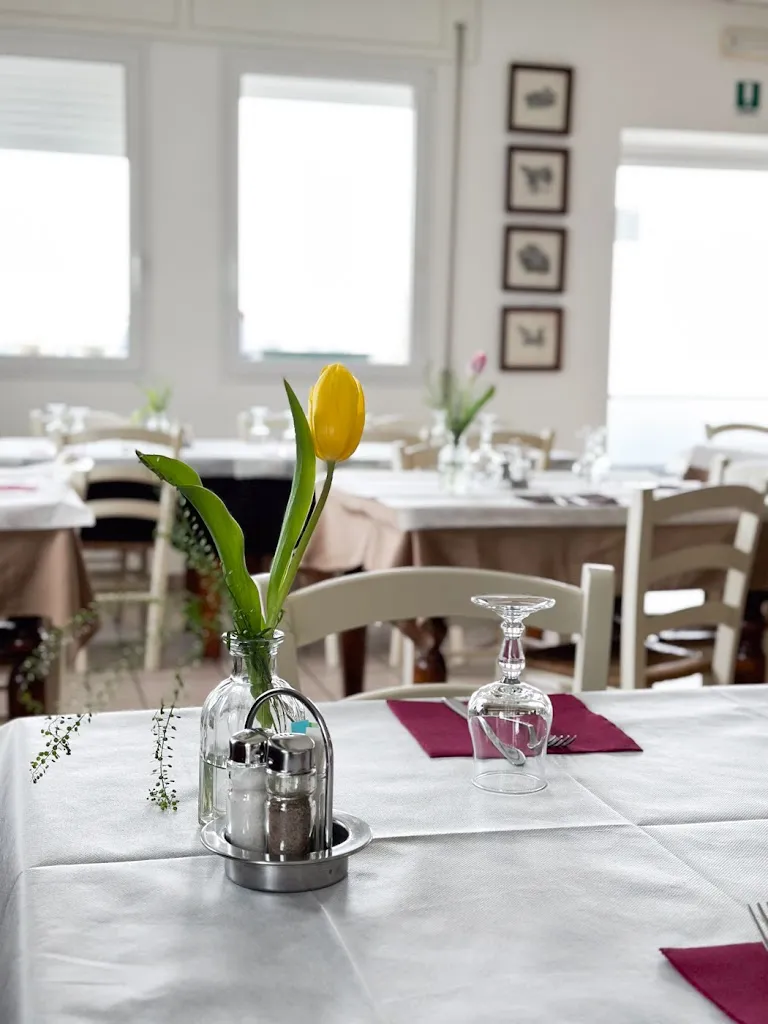 Dalla Tella - Bar e Trattoria_Isola Rizza_slider_image_3