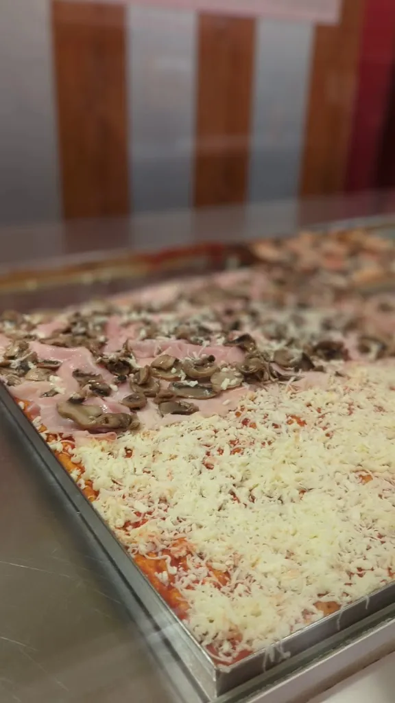 Pizzeria Da Mirko Grezzana_Grezzana_slider_image_2