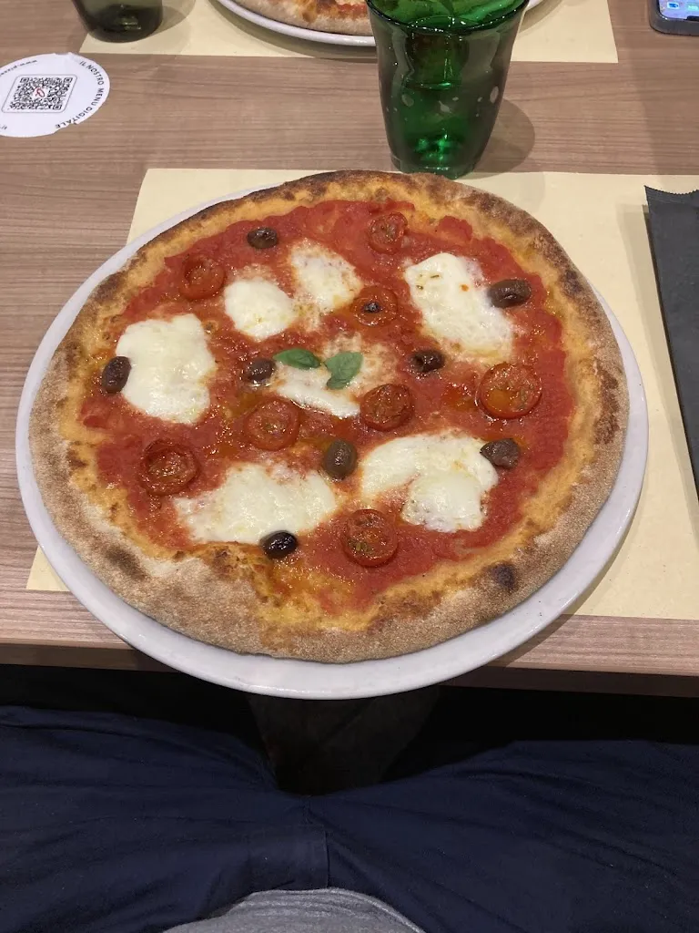 Wouter P_Pizzeria Focacceria Quattrocento_Grezzana_review