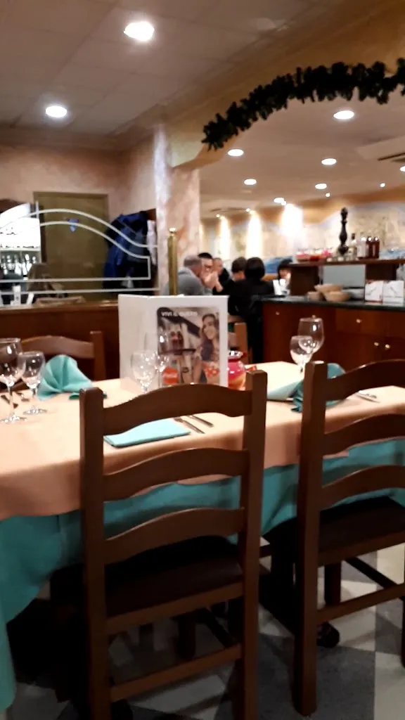 Pizzeria Ristorante Amalfi_Istrana_slider_image_2