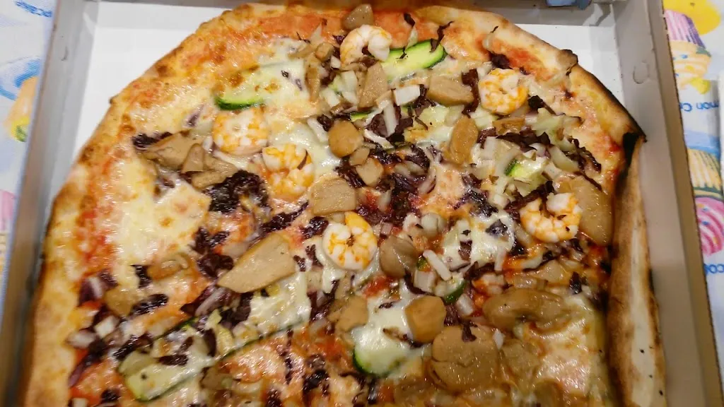 Sfizio Pizza Di Avitabile Maurizio_Isola Vicentina_slider_image_2