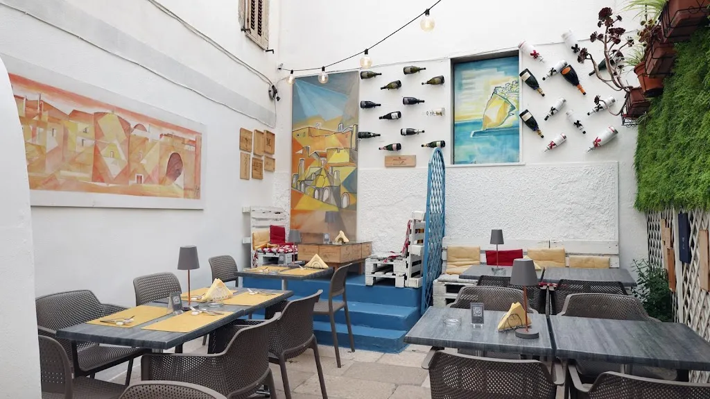 DeVinum - Wine Bistrot Ristorante Peschici restaurant in Peschici