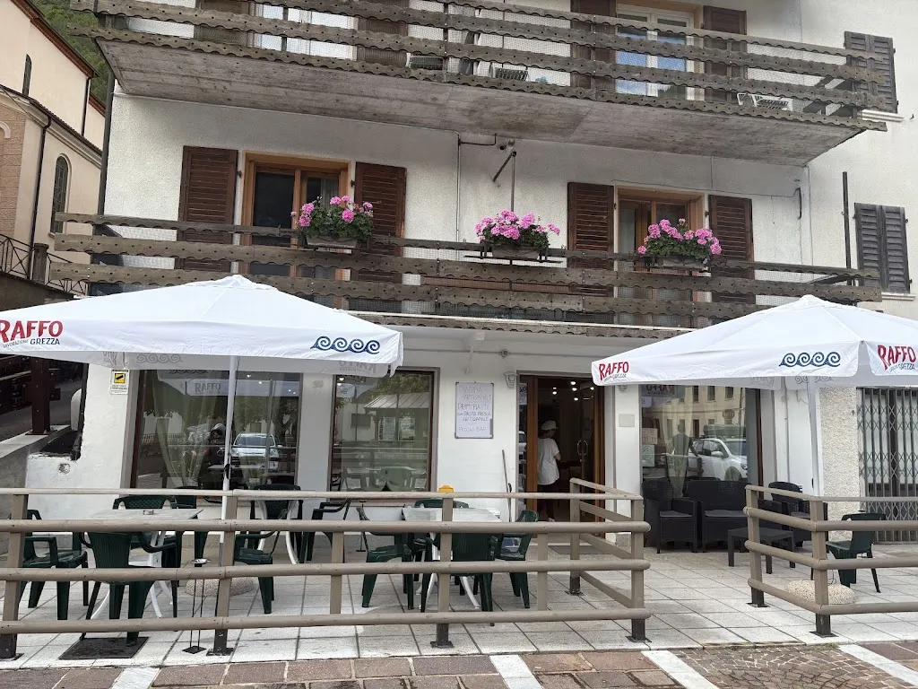 Ellis Agelink_Impastiamoci di Guerrini Gloriana - Lastebasse _Lastebasse_recensione