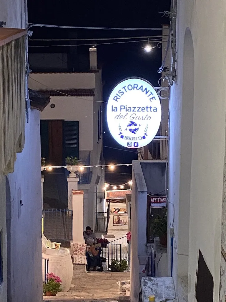 Elena D_Ristorante La Piazzetta_Peschici_review