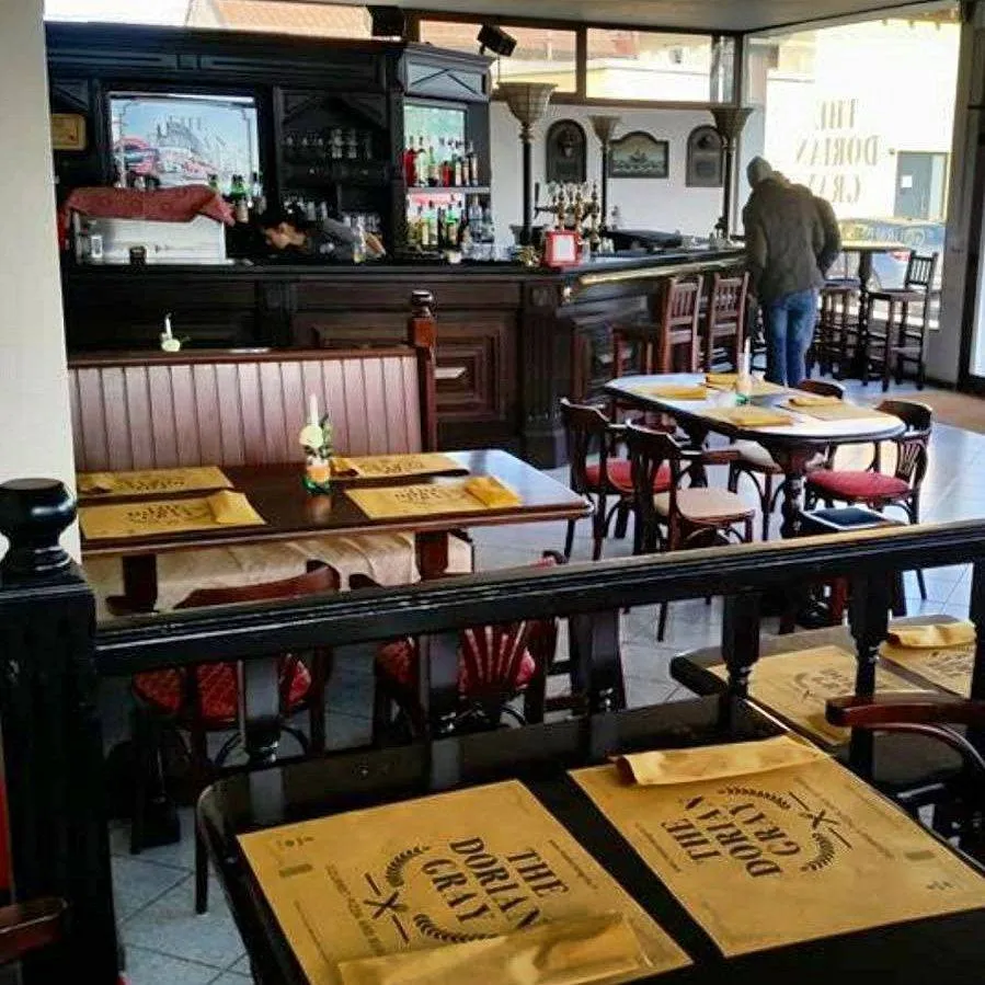 The Dorian Gray-Gourmet Pizza And Burger_Isola della Scala_slider_image_1