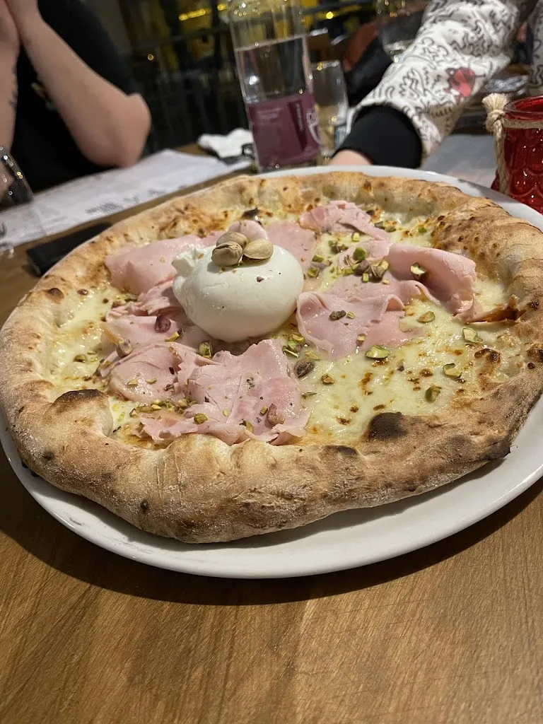 silvia zuppini_Casa Nostra Restaurant&Pizza_Isola della Scala_review