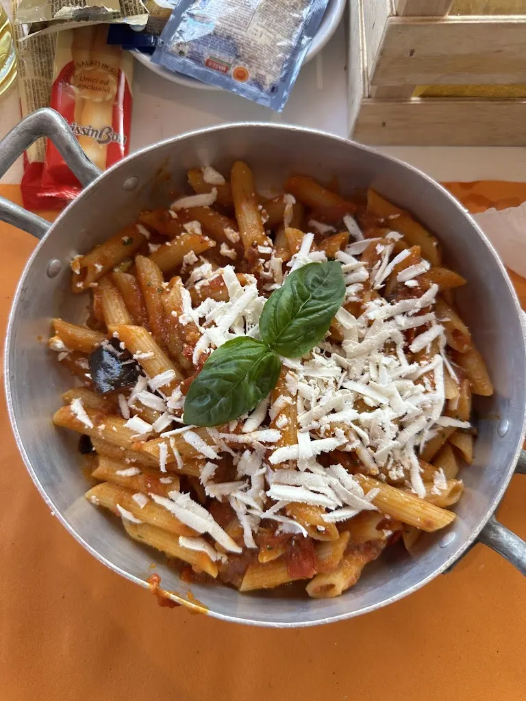 Nikki Kadak_Cocorico_Iesolo_review