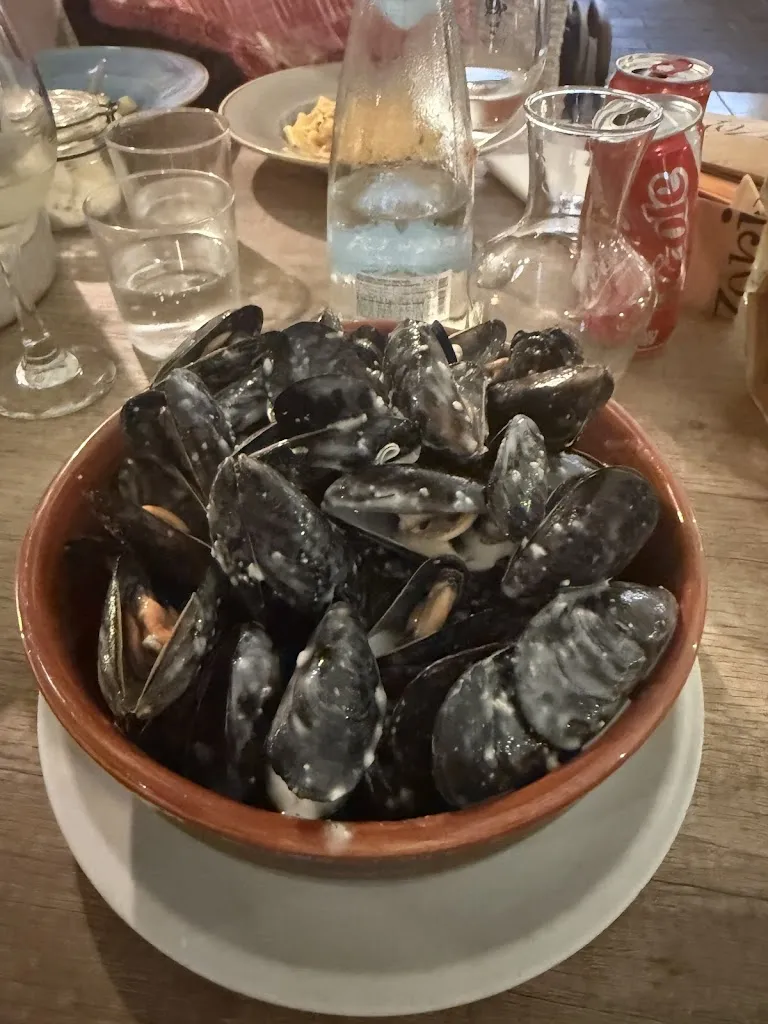 Rasmus Munch_Cozzeria .com - Mussels & More_Lazise_review
