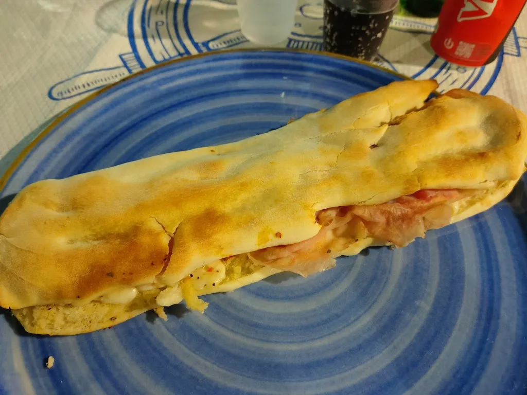 Gabriele Losi_La Piazzetta - Paposceria da Nino_Peschici_review