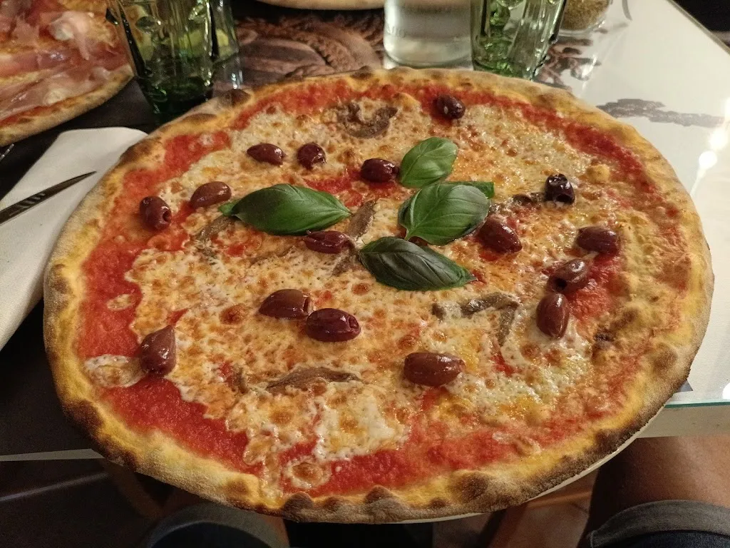 Pizzeria Ristorante Al Piacere_Lentiai_slider_image_3