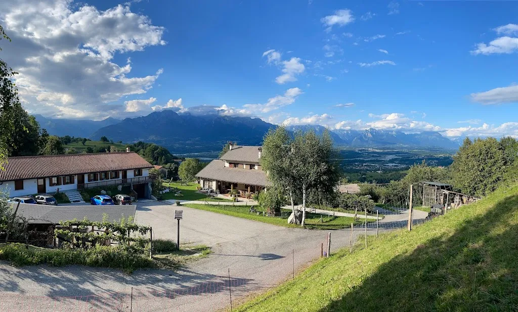 Agriturismo Bon Tajer restaurant in Lentiai