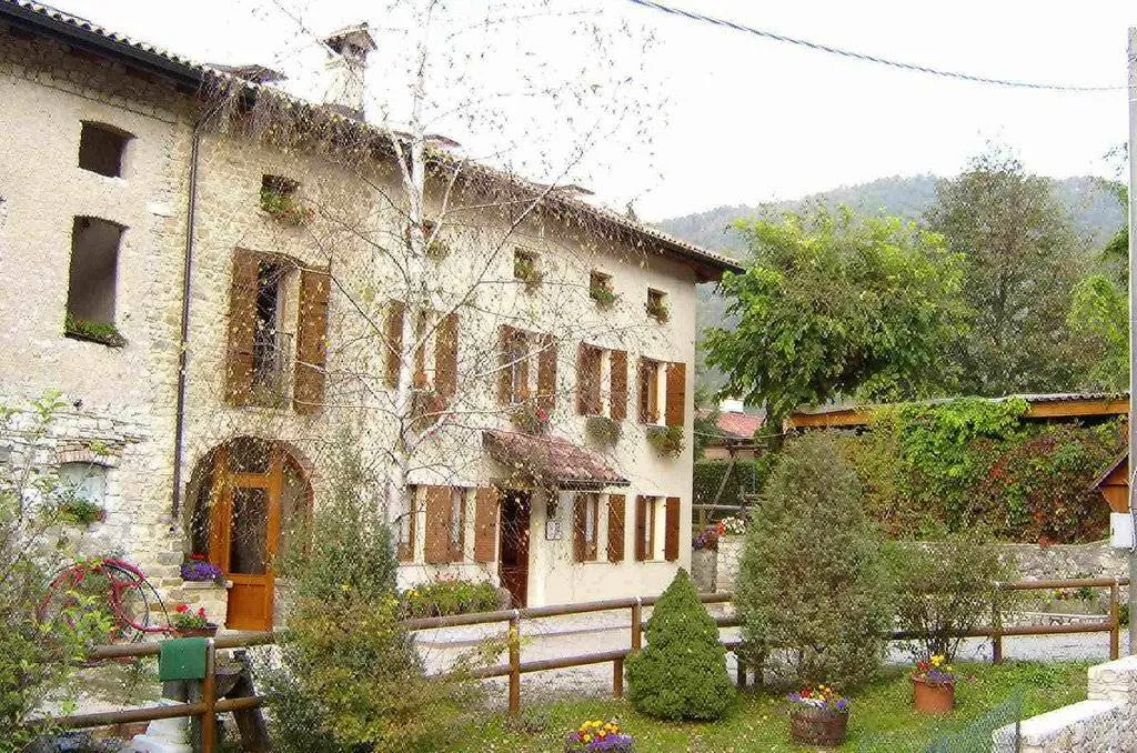 Agriturismo Ai Gir_Lentiai_slider_image_1