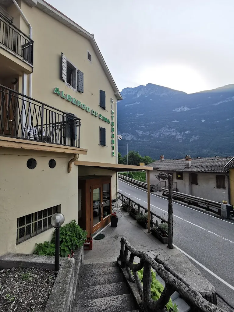 Albergo Ristorante De Bona_Longarone_slider_image_3