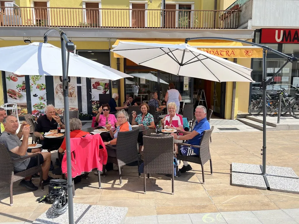 Pizzeria Cleopatra_Longarone_slider_image_1