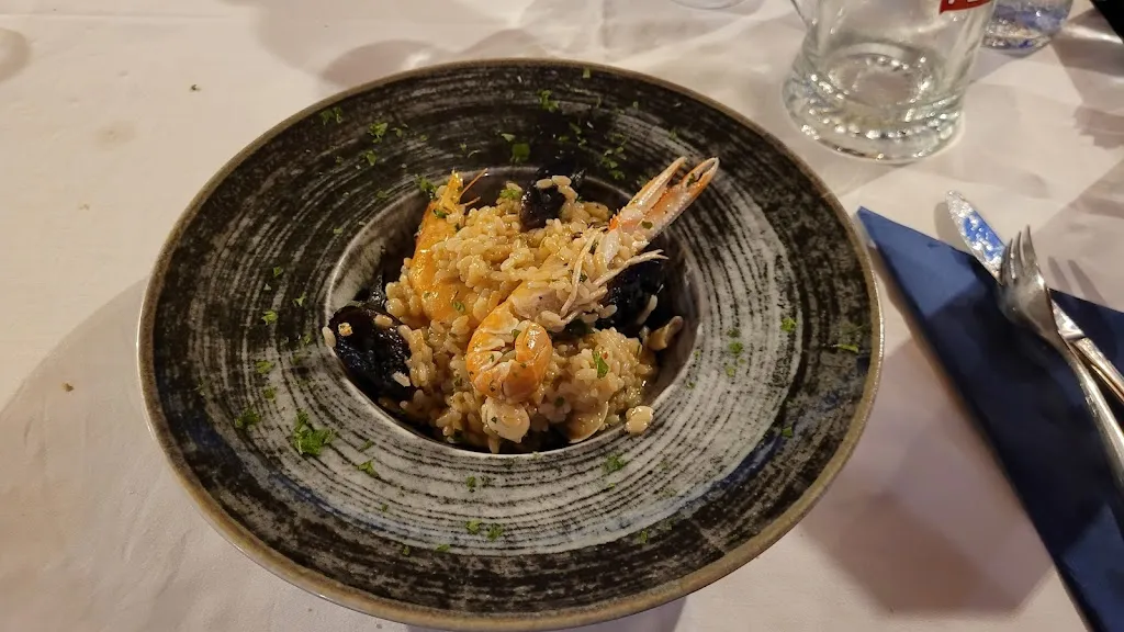 Laurids Jeppe_Angolo Del Break_Peschici_review