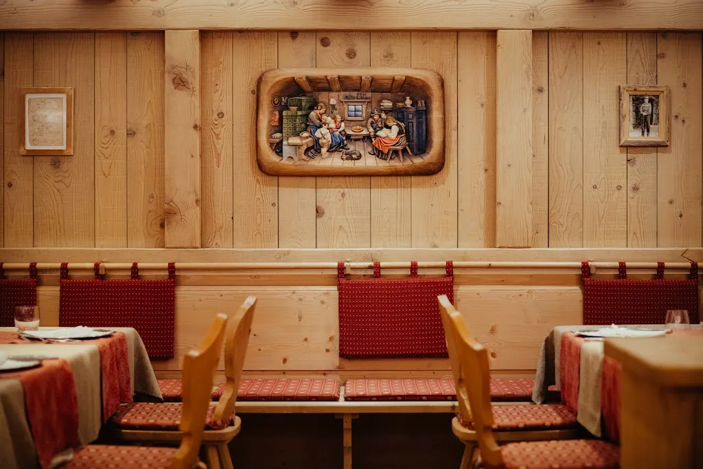 Ristorante Stube Ladina restaurant in Livinallongo del Col di Lana