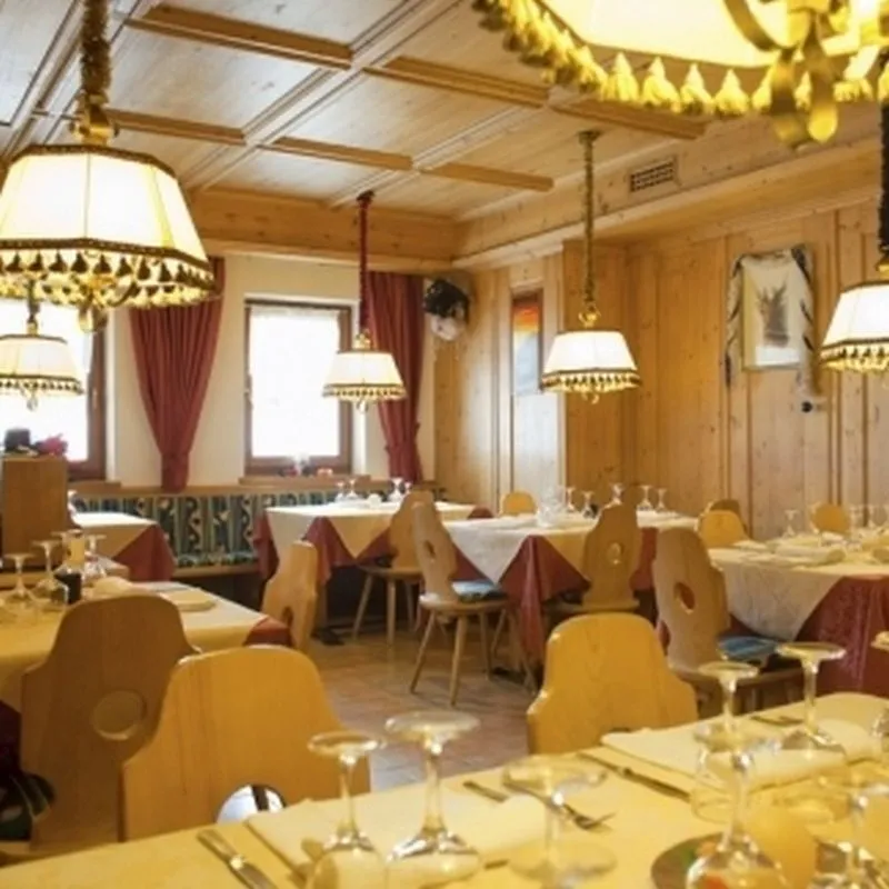 Bar Ristorante Pizzeria Al Tablé restaurant in Livinallongo del Col di Lana