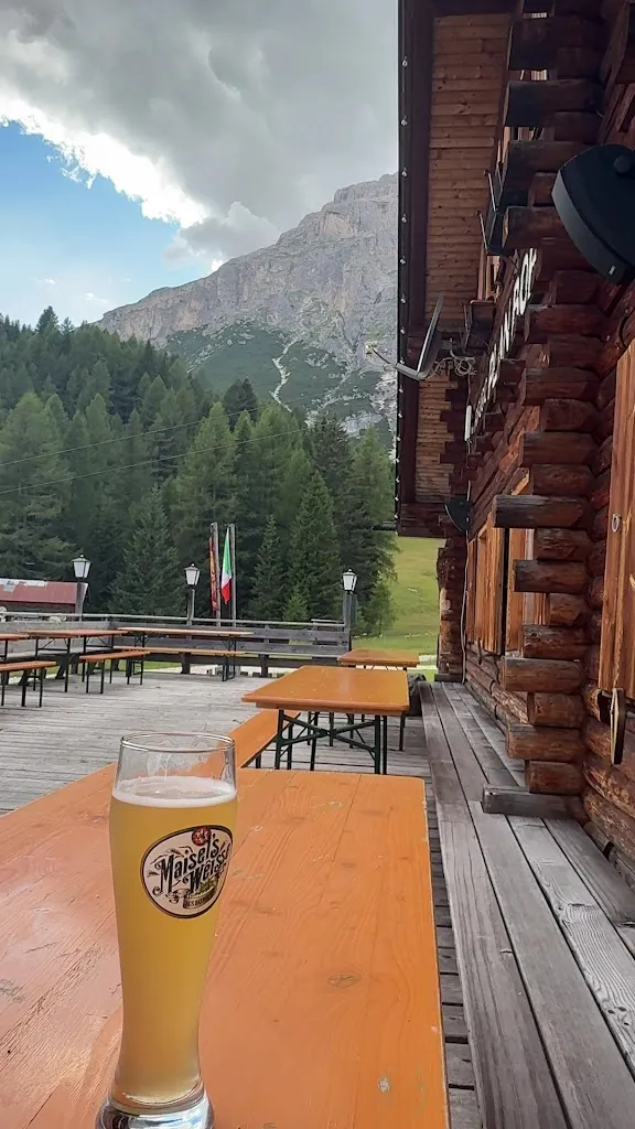 Rifugio Plan Boè_Livinallongo del Col di Lana_slider_image_2