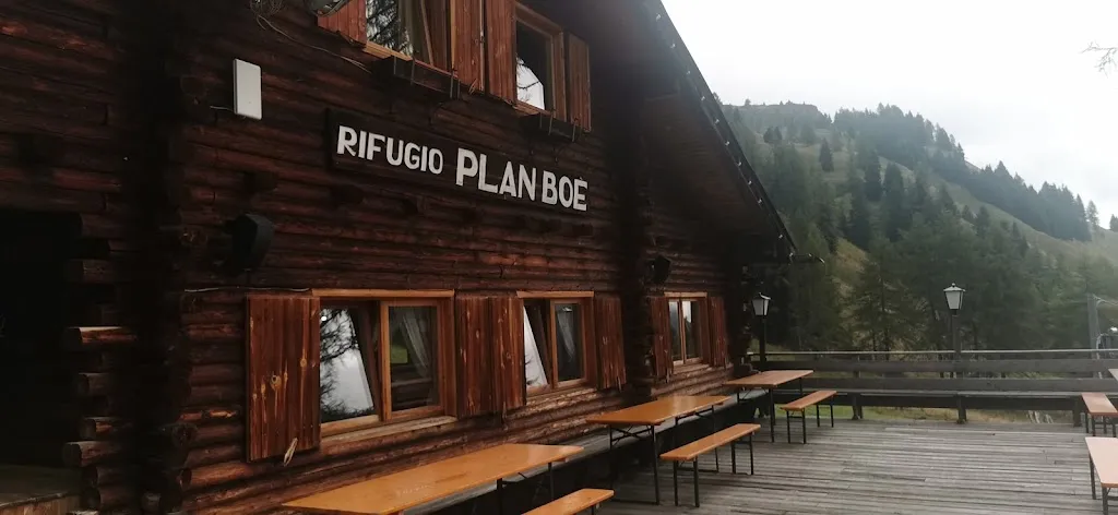 Rifugio Plan Boè_Livinallongo del Col di Lana_slider_image_3