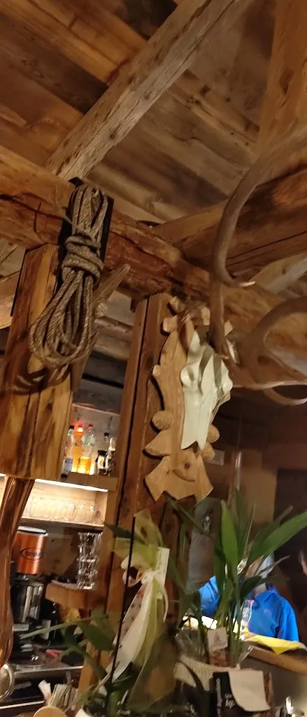 Stua sa Laste dai Cenci_Livinallongo del Col di Lana_slider_image_2