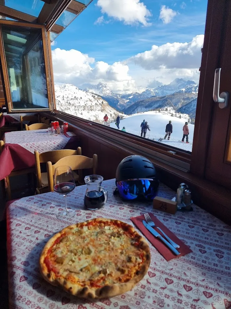 Octavian_Rifugio Bec de Roces_Livinallongo del Col di Lana_recensione