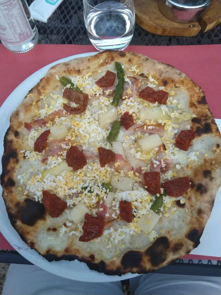 Anna Menegon_Pizzeria Osteria Bano_Loreggiola_recensione