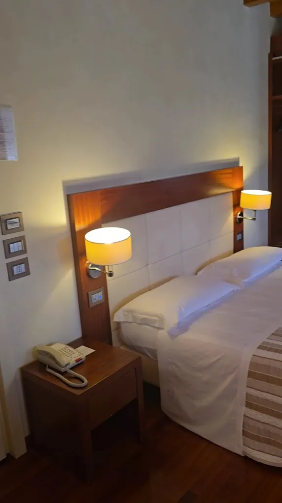 Al Tezzon Hotel restaurant in Loreggia