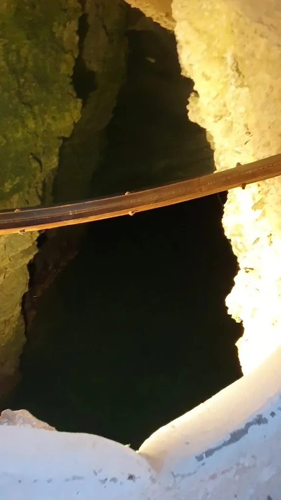 La Grotta delle Rondini_Peschici_slider_image_2