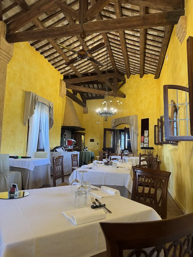 Ristorante Castello di Valbona_Lozzo Atestino_slider_image_2