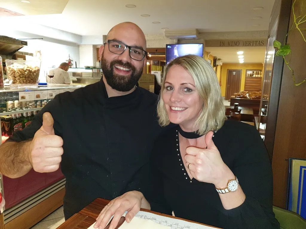 Kevin Burndred_Pizzeria Osteria da Careta_Lugagnano_review