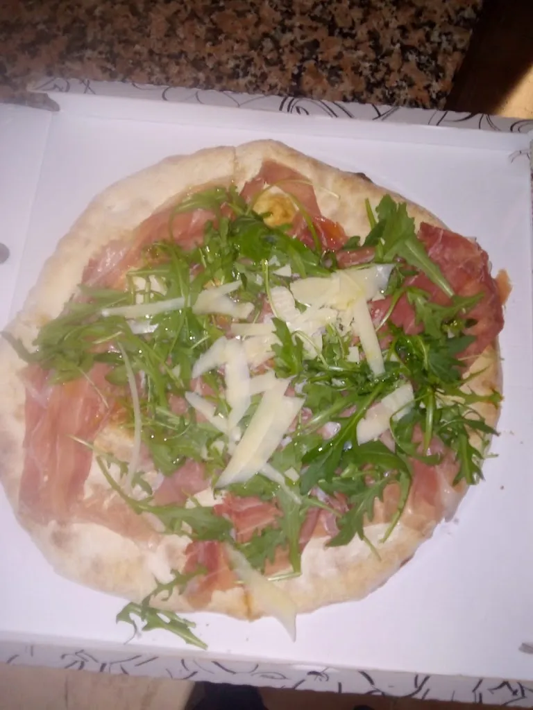 Pizzeria Paposceria San Michele Peschici_Peschici_slider_image_3