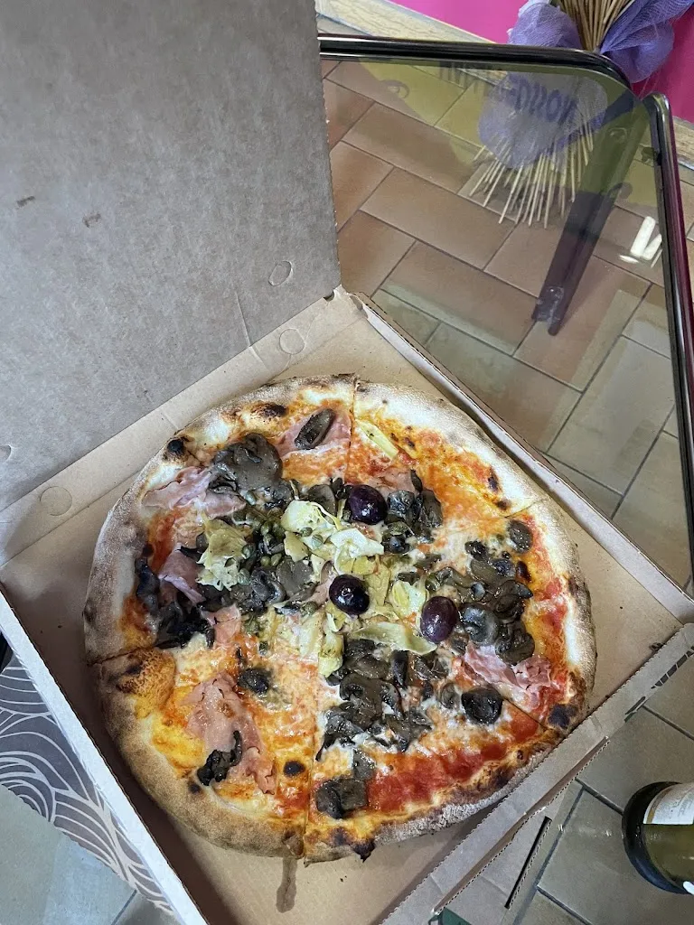 Pizzeria Sorriso_Lugagnano_slider_image_3