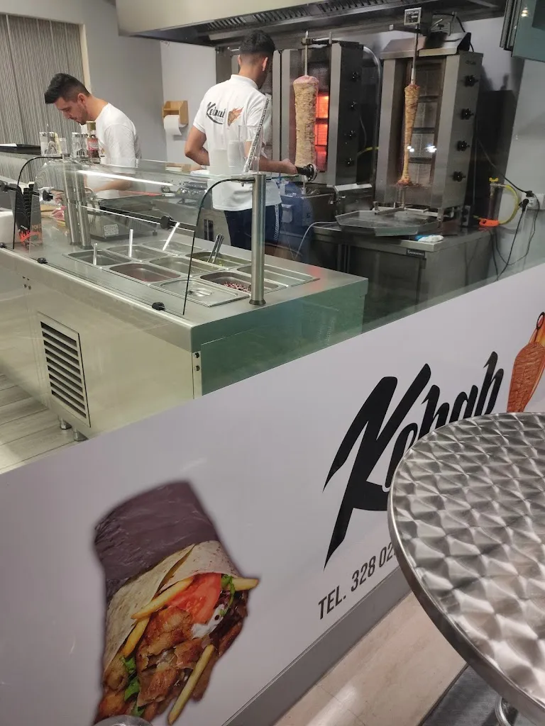 Yurii Shulha (Joseph)_KEBAB LURANO_Lutrano_recensione