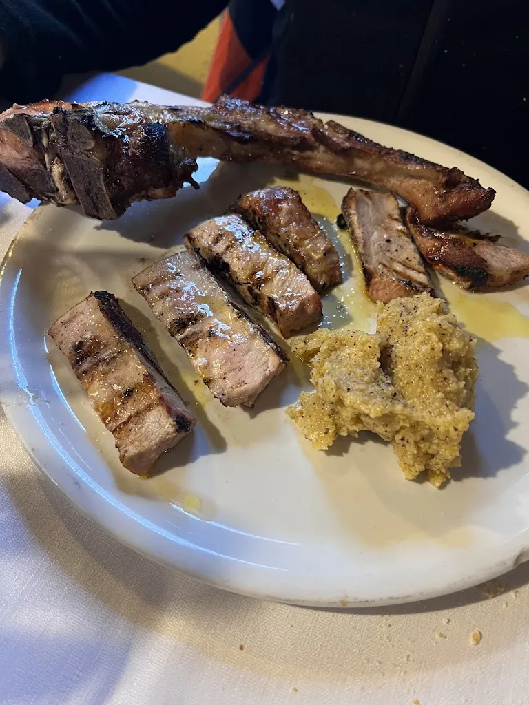 Liza Shaban_Baita Monte Corno da Gianni_Lusiana_recensione