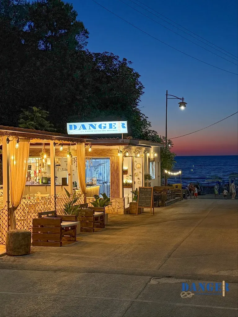 Danger Contemporary Bistrot restaurant in Peschici