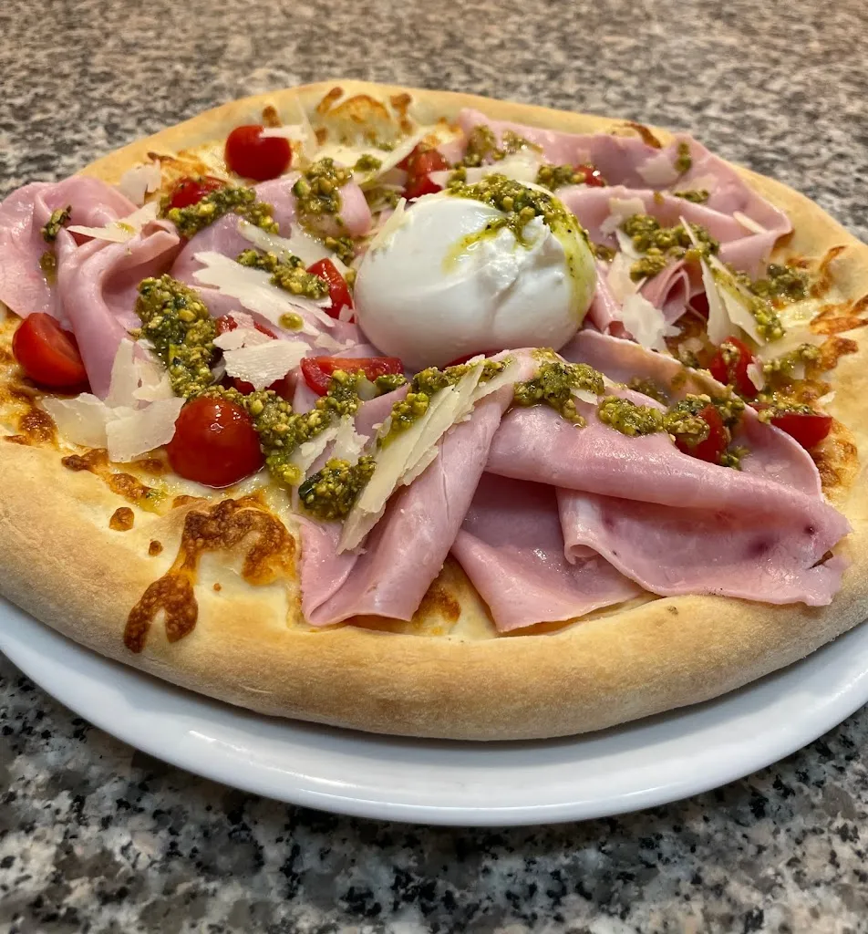 La Tavernetta Ristorante Pizzeria restaurant in Marchesino-Bovo