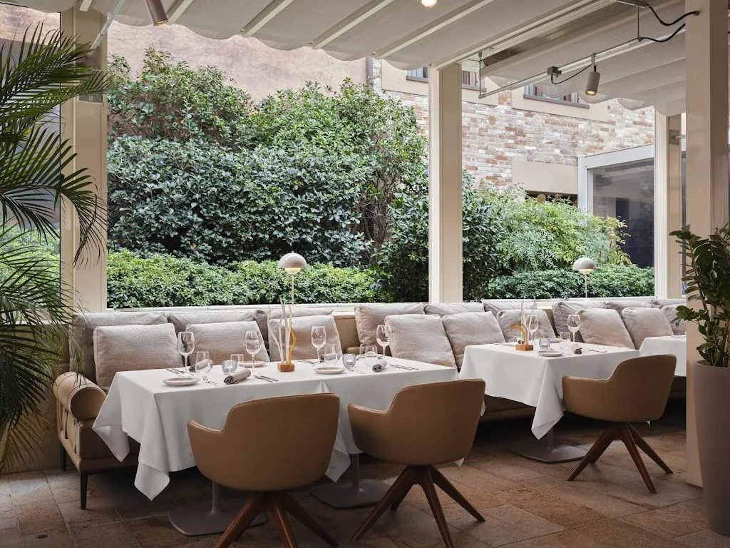 Osteriva restaurant in Marano