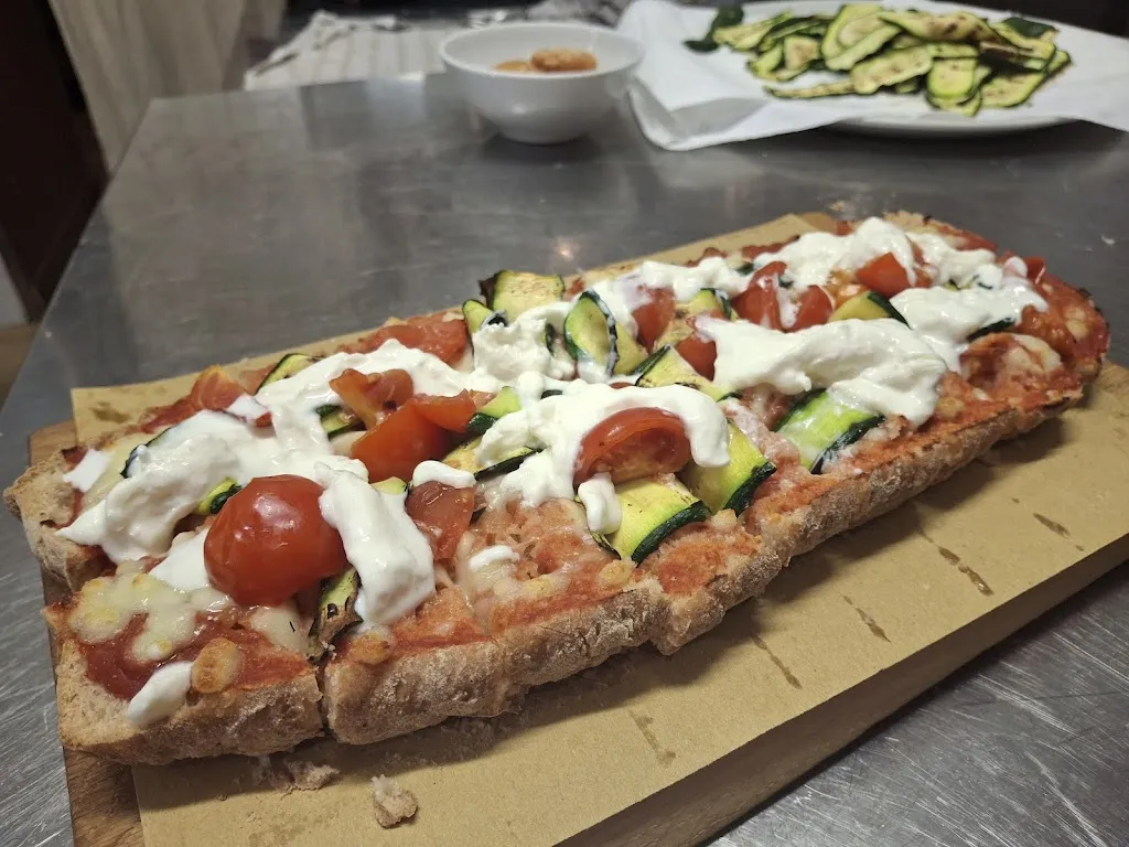 Civico 5 Bar Trattoria Bruschetteria_Marano Vicentino_slider_image_2