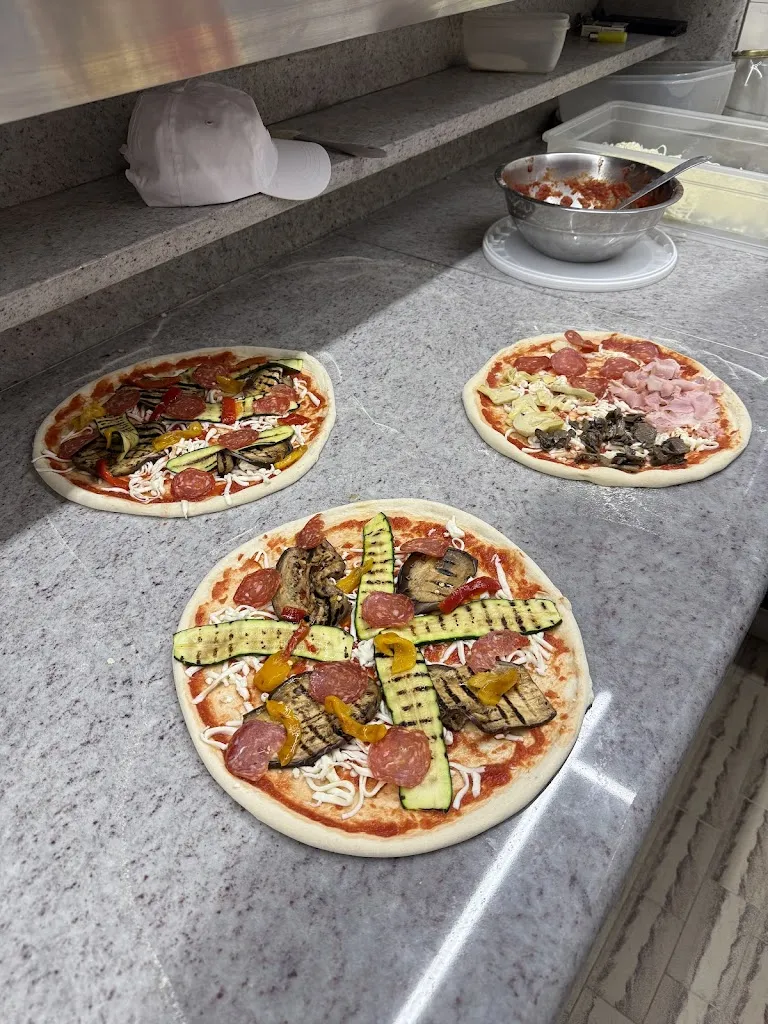 LovelyPizza_Marano Vicentino_slider_image_2