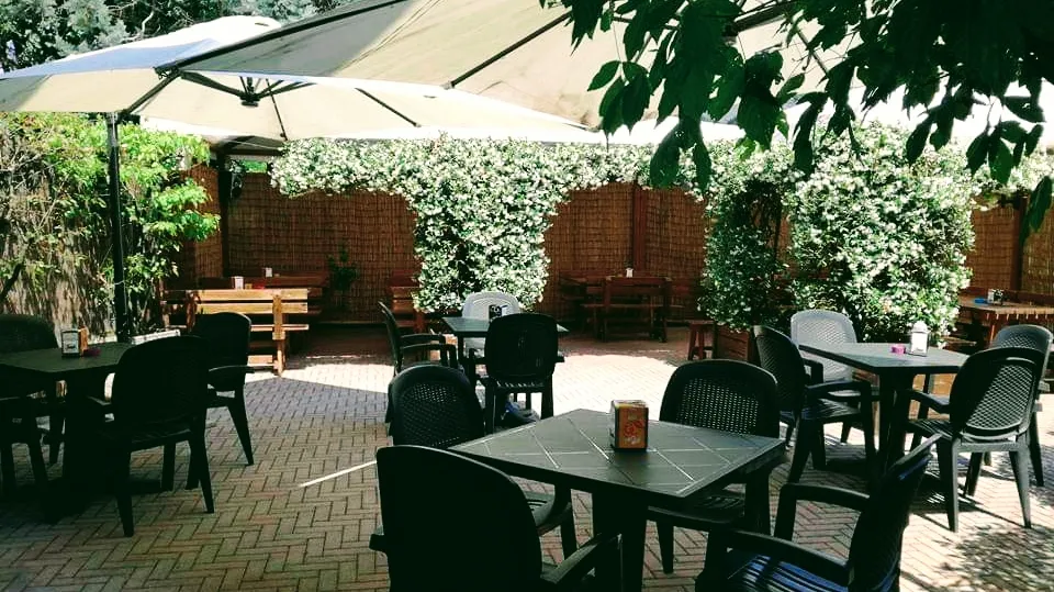 PIZZERIA NON SOLO BAR restaurant in Marano Vicentino