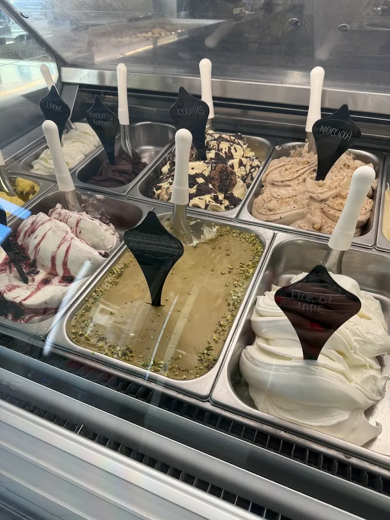 Pasticceria Gelateria Dolce Sapore restaurant in Marano Vicentino