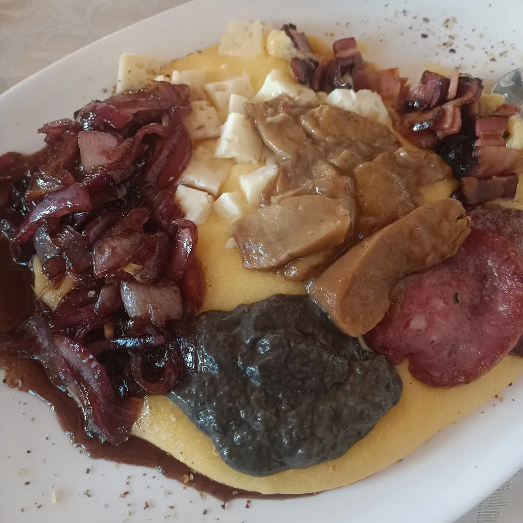 Martina Breviglieri_Possessioni Ferraresi_Melara_review