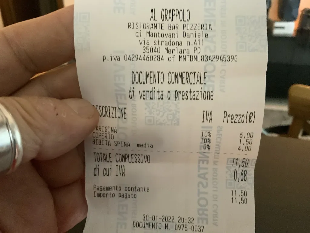 Raffaele Bello_Il grappolo di Mantovani Daniele_Merlara_review