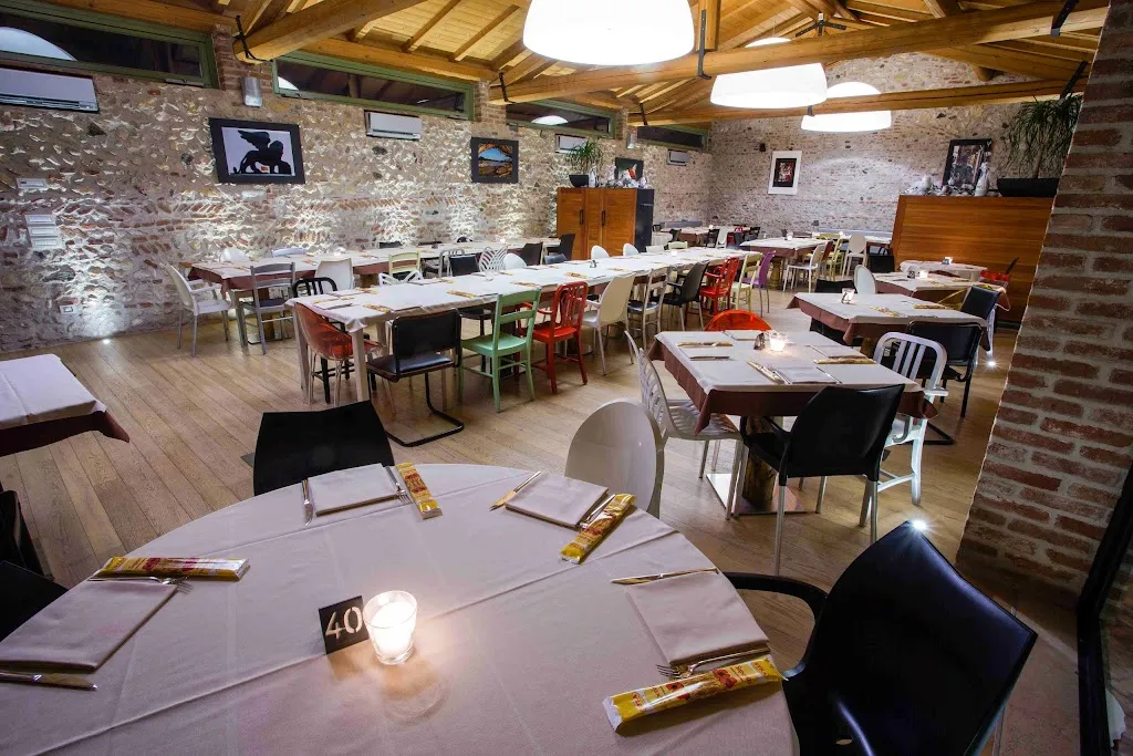 Ristorante Pizzeria Lunaelaltro Marostica restaurant in Marostica