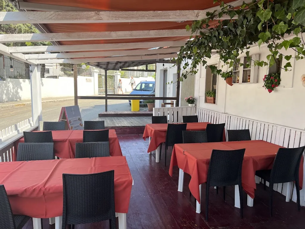 Bar Ale  restaurant in Peschici