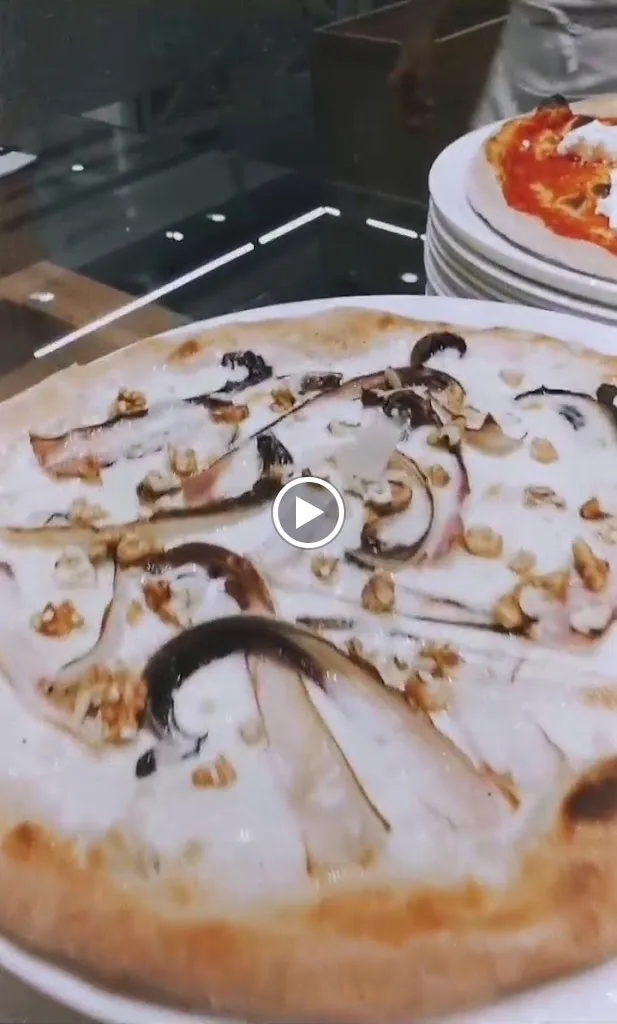 Pizzeria InVito Marostica_Marostica_slider_image_2