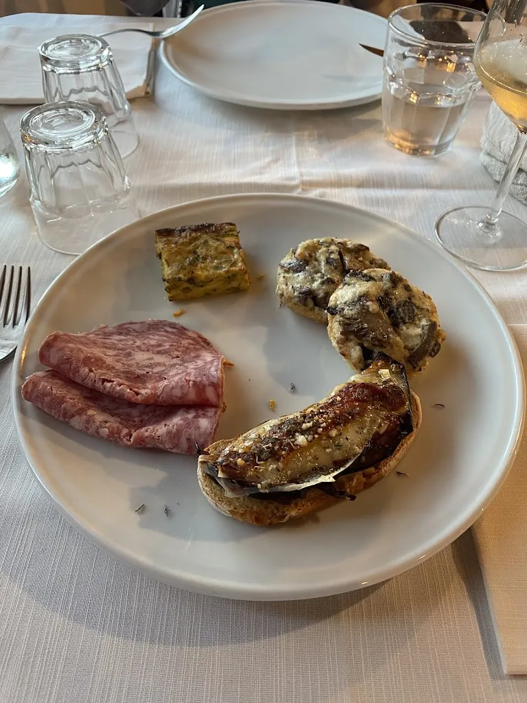 Katarina Mrvova_Ristoro Al Carmine_Miane_review