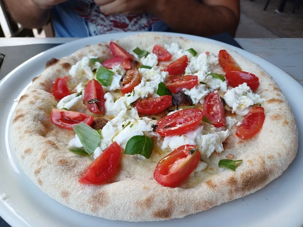 Menu_Pizzeria La Fonte 1981_Mezzane di Sotto_image_6