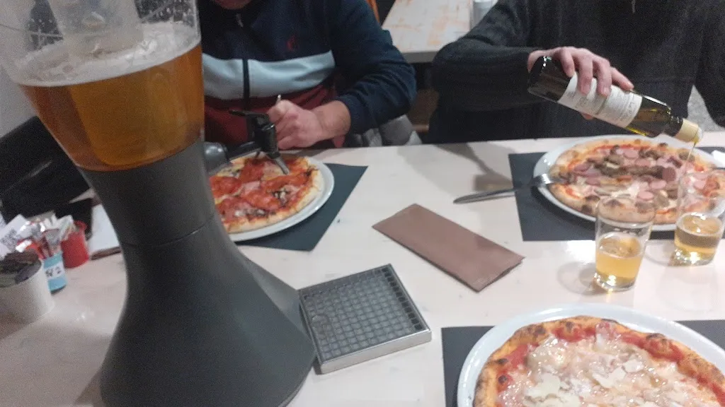 Menu_Pizzeria La Fonte 1981_Mezzane di Sotto_image_8