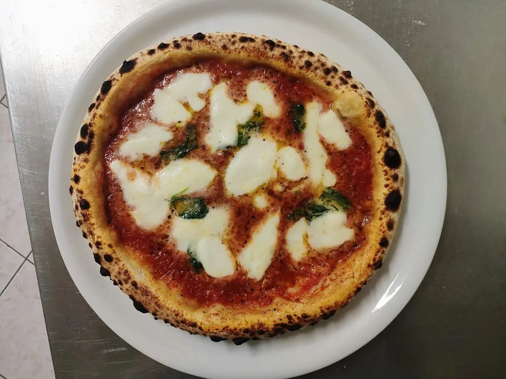 Pizzeria Al Kamin_Minerbe_slider_image_1